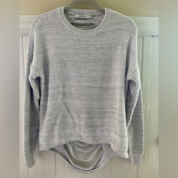 Stitches & Stripes Sweaters - Stitches & Stripes loose fitted, knitted sweater, open back